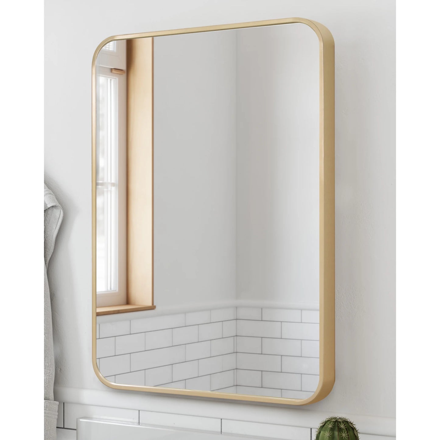 Isla Rectangle Wall Accent Mirror, 30" H x 20" L, Modern Metal Framed, Living Room, Bedroom, Bathroom Vanity Mirror, Gold �?Design House, 596510-GLD