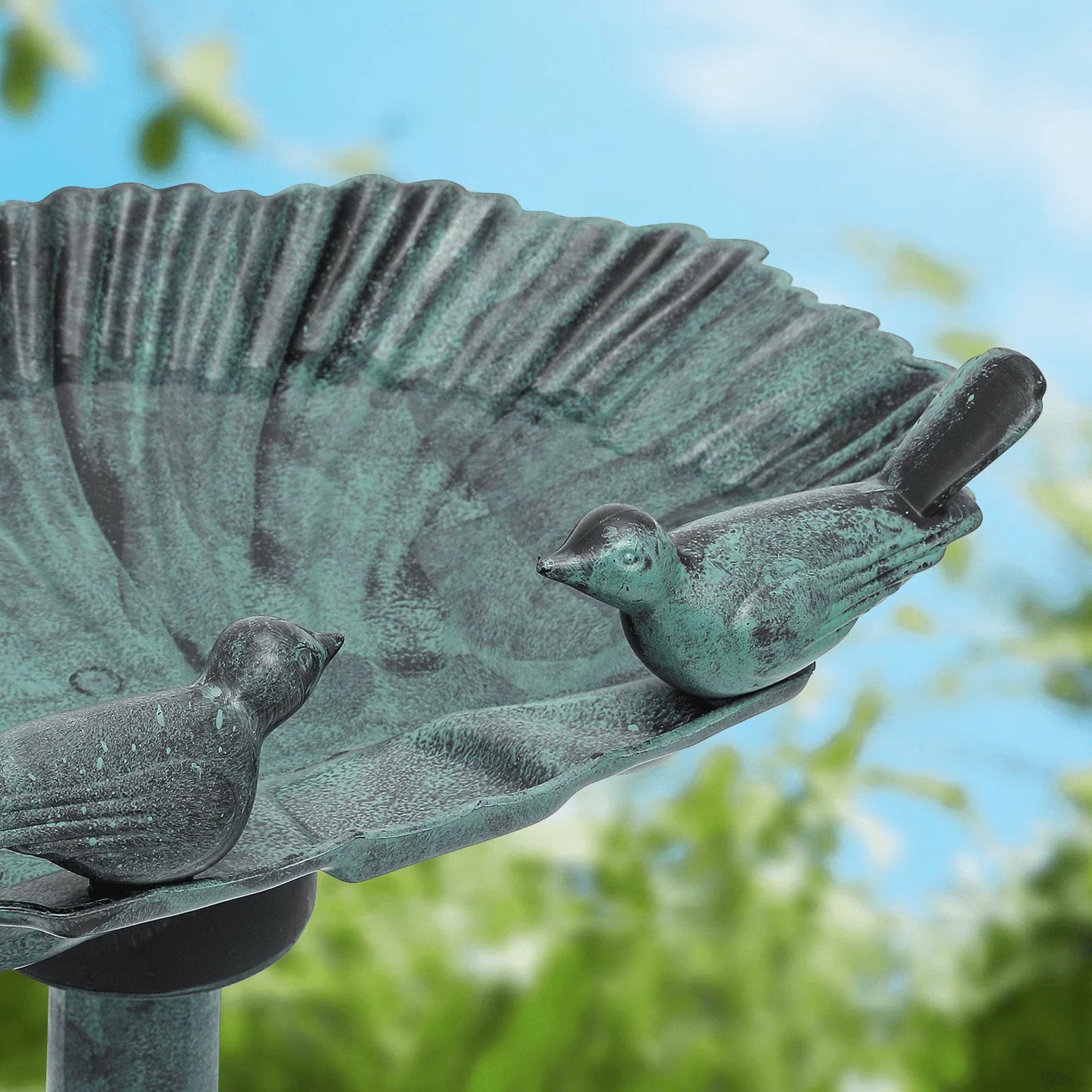 Magshion 28" Outdoor Garden Green Pedestal Bird Bath with Solar Pumb, for Patio Backyard Décor