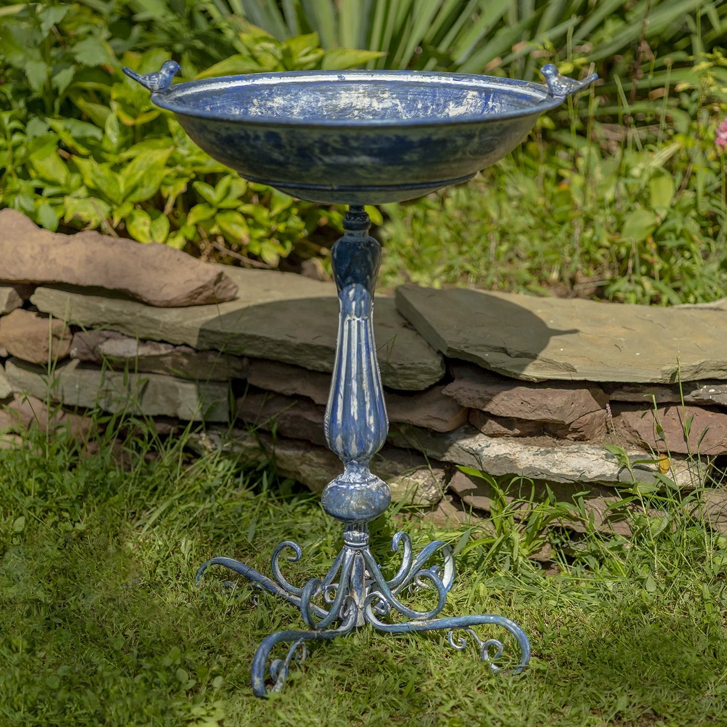 Zaer Ltd. Ornate Pedestal Style Birdbath with Cast Iron Birds on Rim (Blue)