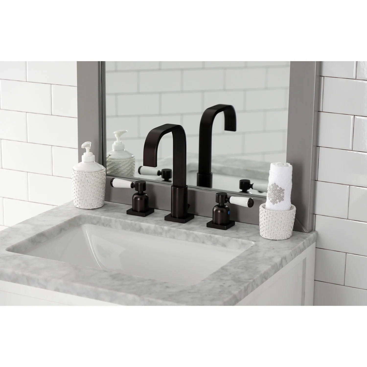Fauceture FSC8968DPL 8 in. Widespread Bathroom Faucet, Brushed Nickel