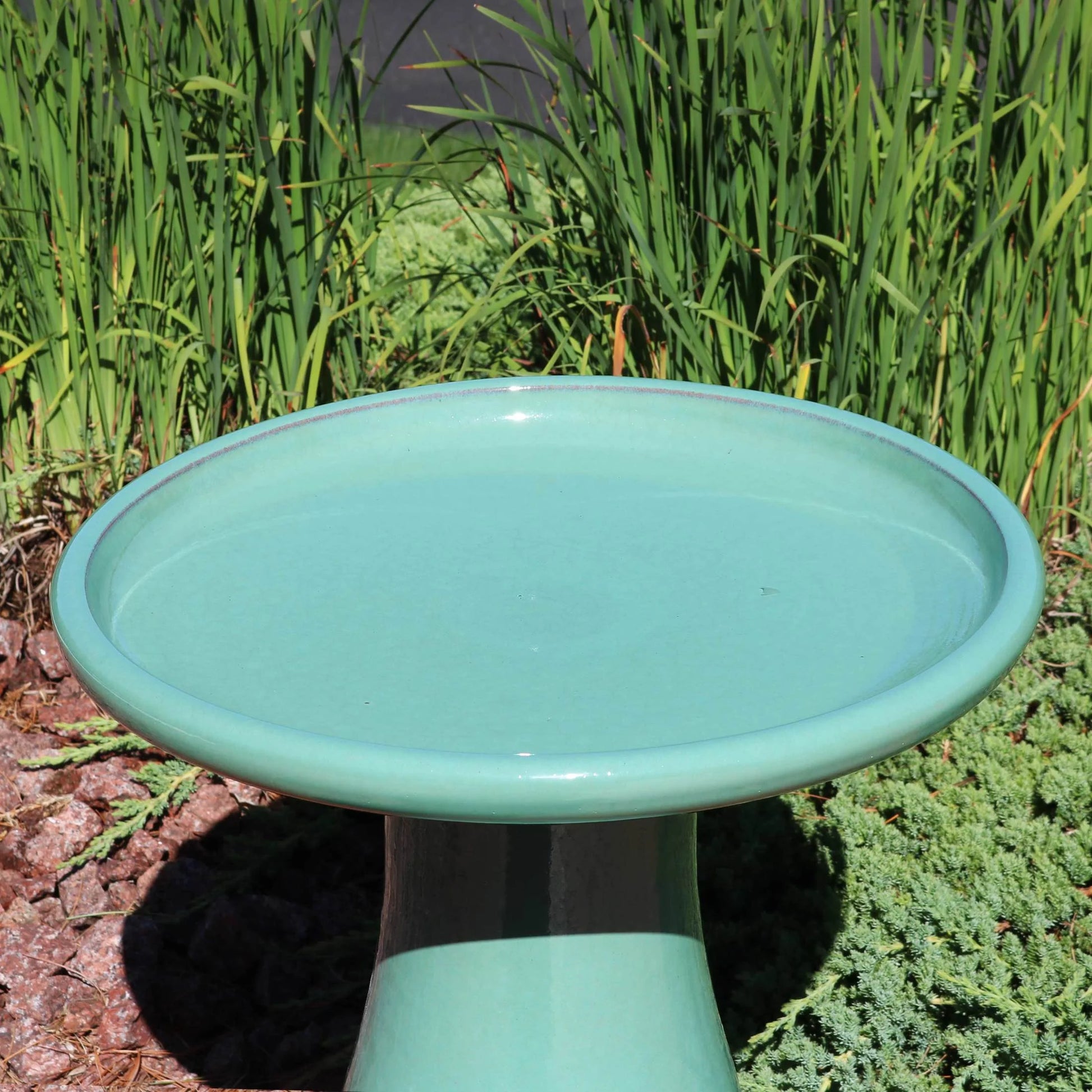 Sunnydaze Classic Freestanding Ceramic Outdoor Bird Bath, UV-Resistant Seafoam Finish
