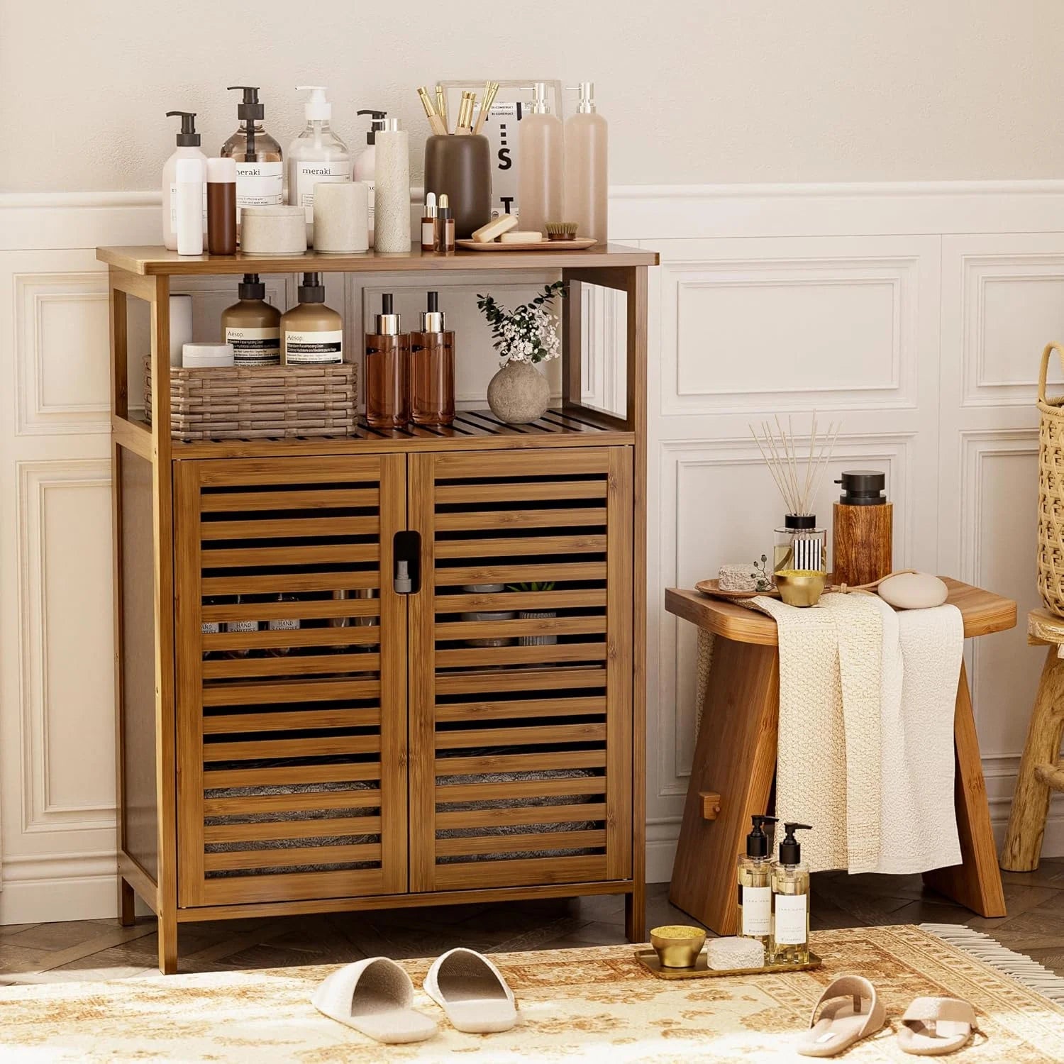 Bathroom Cabinet Freestanding, Bamboo Storage Cabinet 4-Tier Floor Cupboard with Door and Shelf for Bathroom, Kitchen, Hallway, Natural