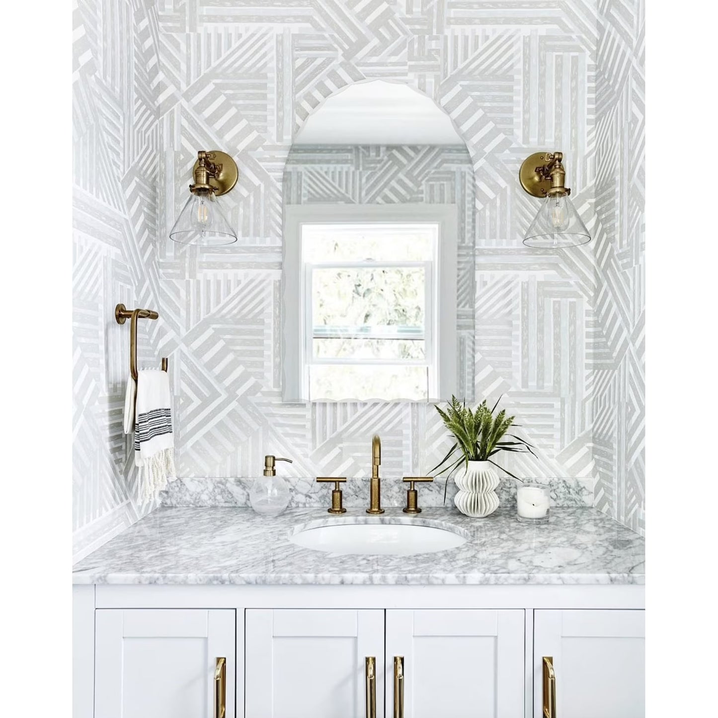Decor Wonderland Rita Arch Modern Frameless Bathroom Vanity Mirror 39.5" W x 31.5" T