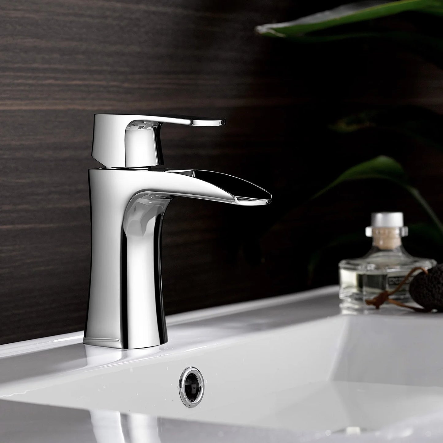 Vinnova Alessandra Single Lever Vessel Bathroom Faucet in Polished Chrome