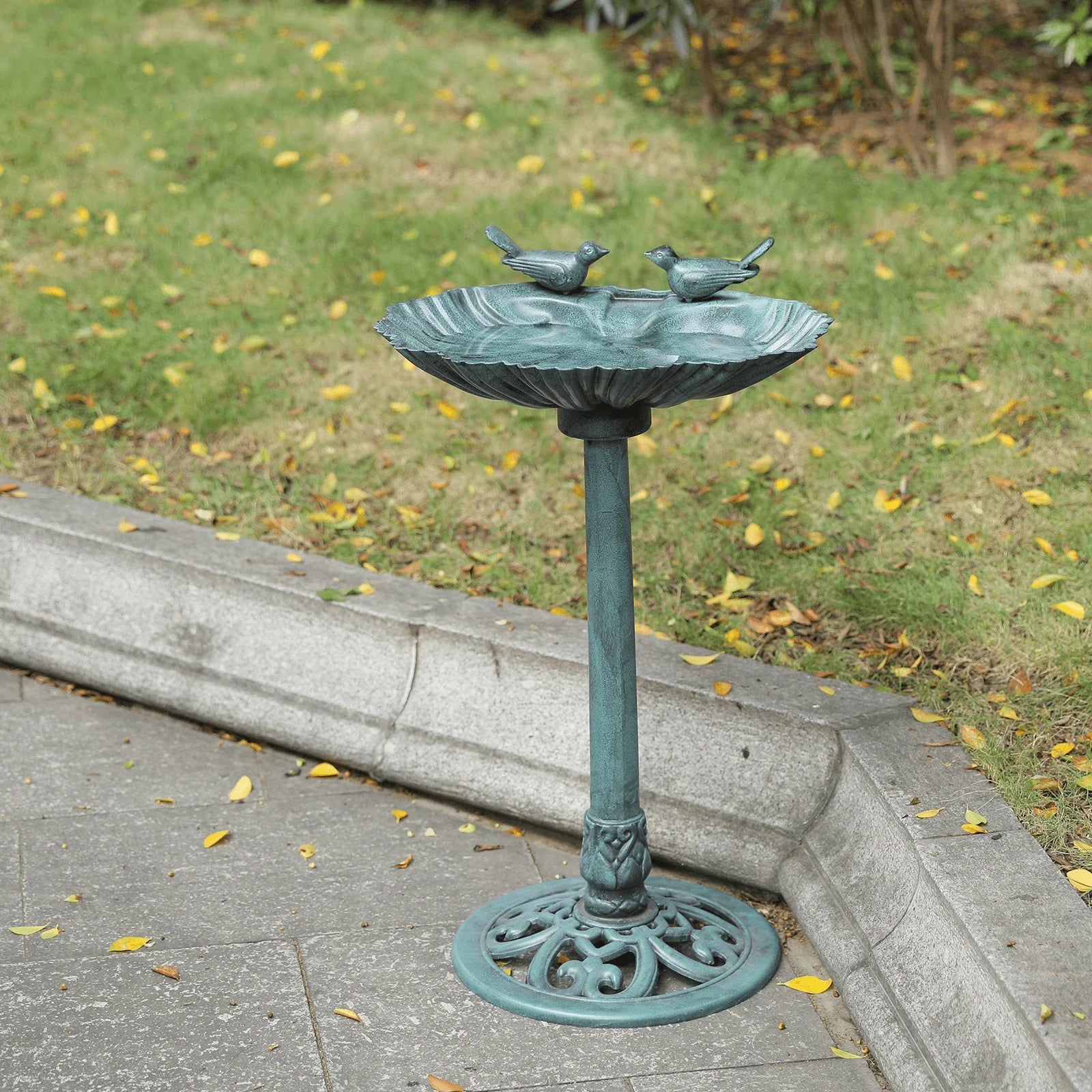 MoNiBloom Outdoor Pedestal Bird Bath with Solar Pumb, for Garden Patio Backyard Décor, Green