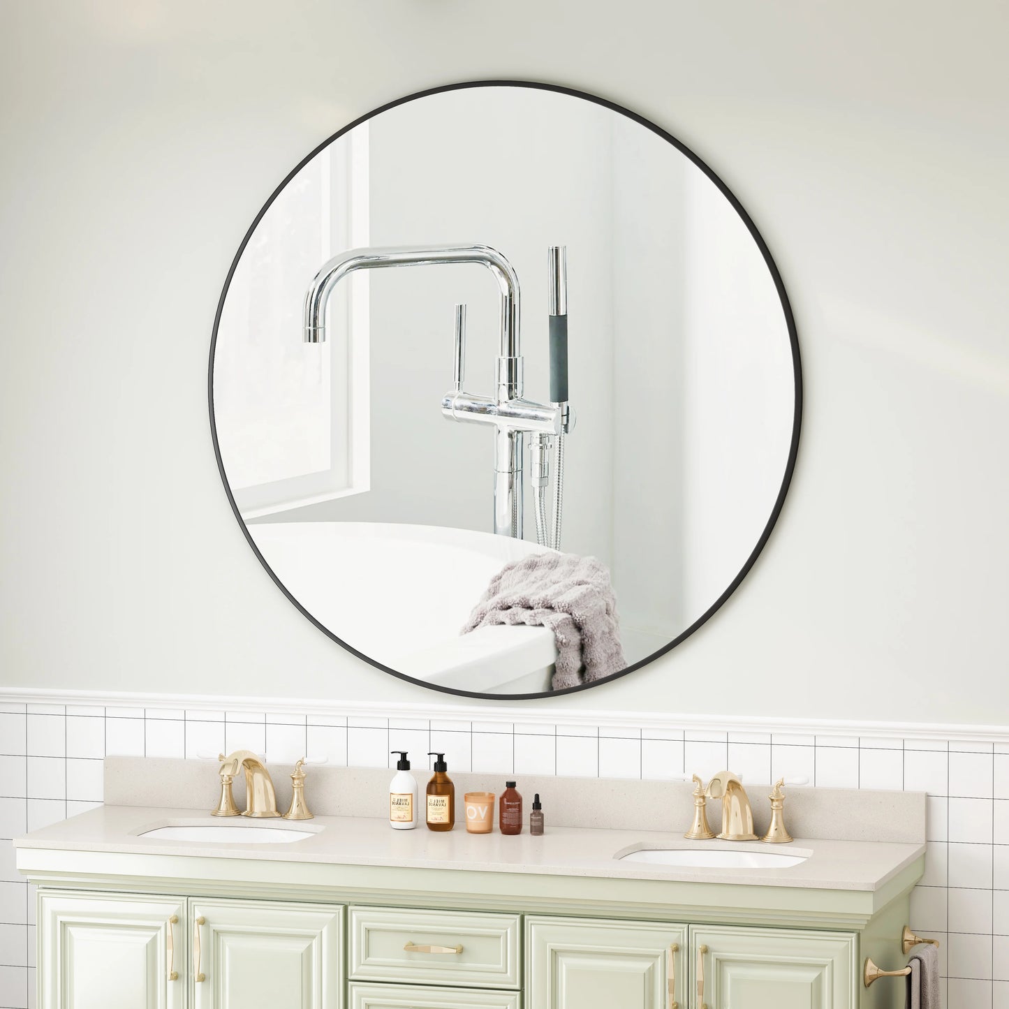DUOSONG Wall Mirror 42 Inch Black Circular Mirror Metal Framed Mirror Round Vanity Mirror Dressing Mirror, For Bathroom, Living Room, Bedroom Wall Decor Black Glass Mirrors Bathroom Mirrors